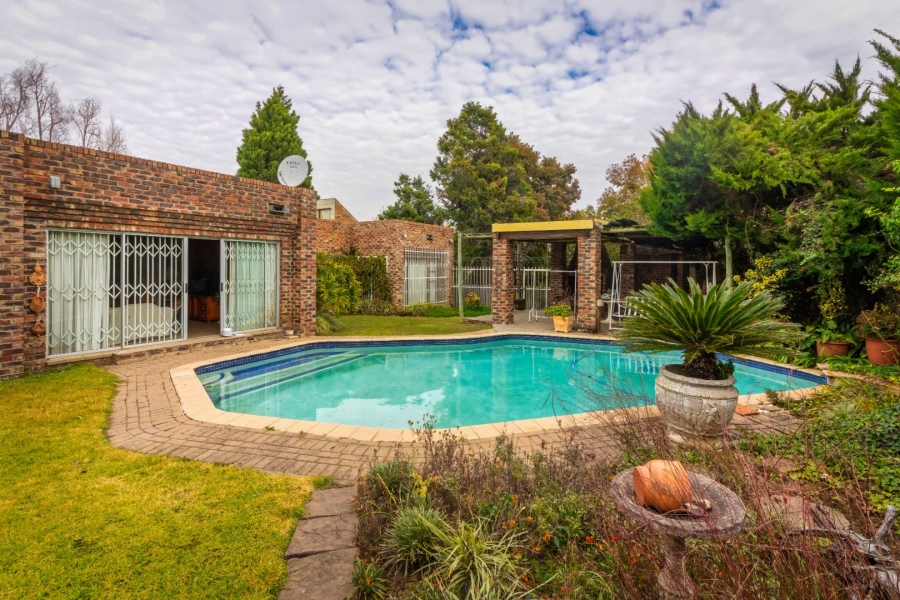 4 Bedroom Property for Sale in Jordania Free State